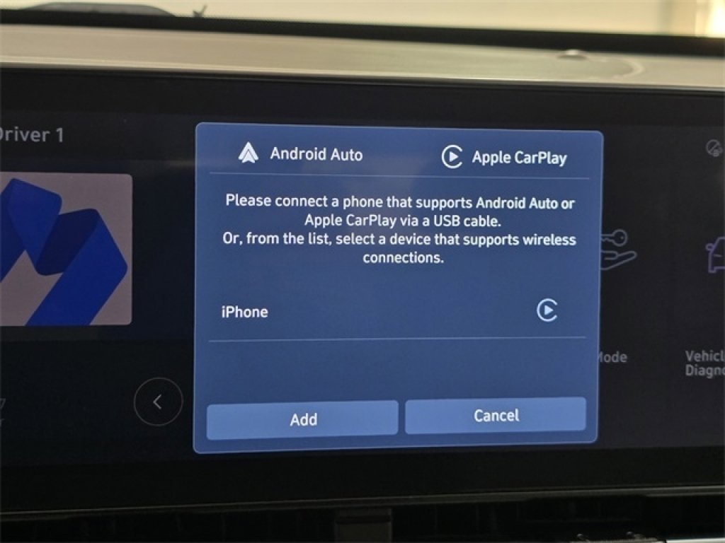 Used 2024 Hyundai Kona SE image 3