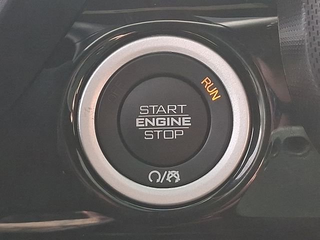 Used 2025 RAM 3500 Limited image 25