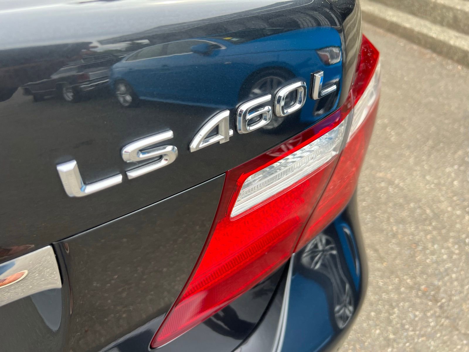 Used 2007 Lexus LS 460 L RWD image 7