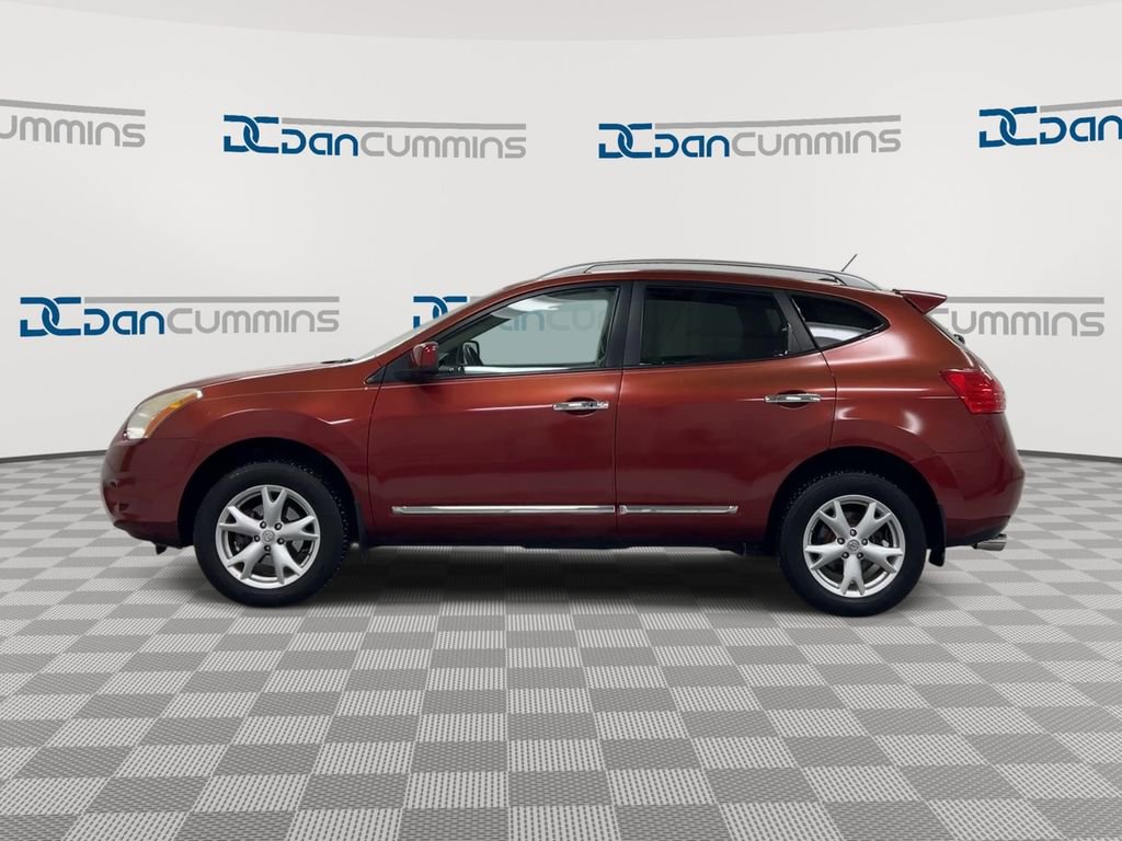 Used 2011 Nissan Rogue SV w/ Premium Pkg image 5