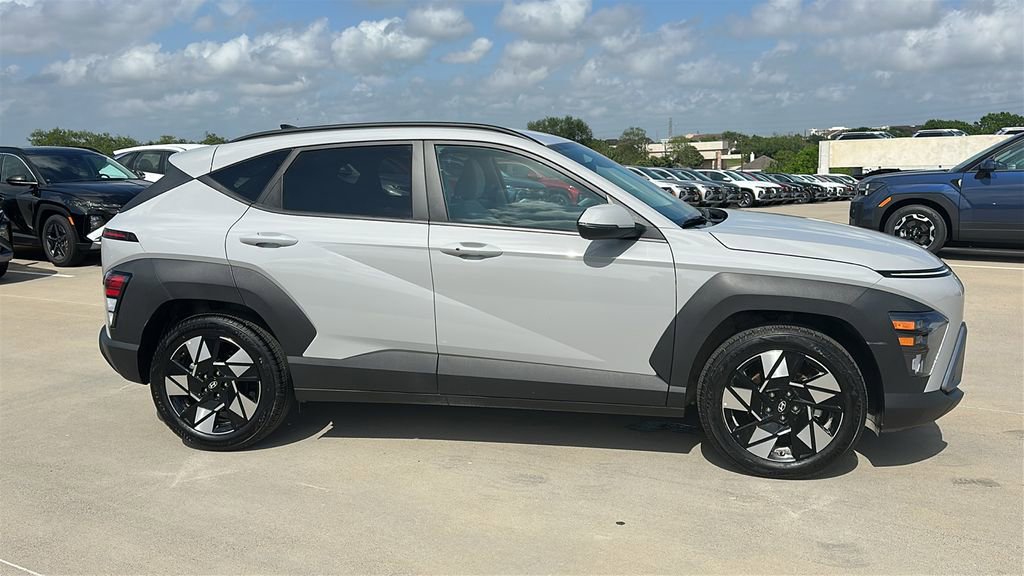 Certified 2025 Hyundai Kona SEL image 13