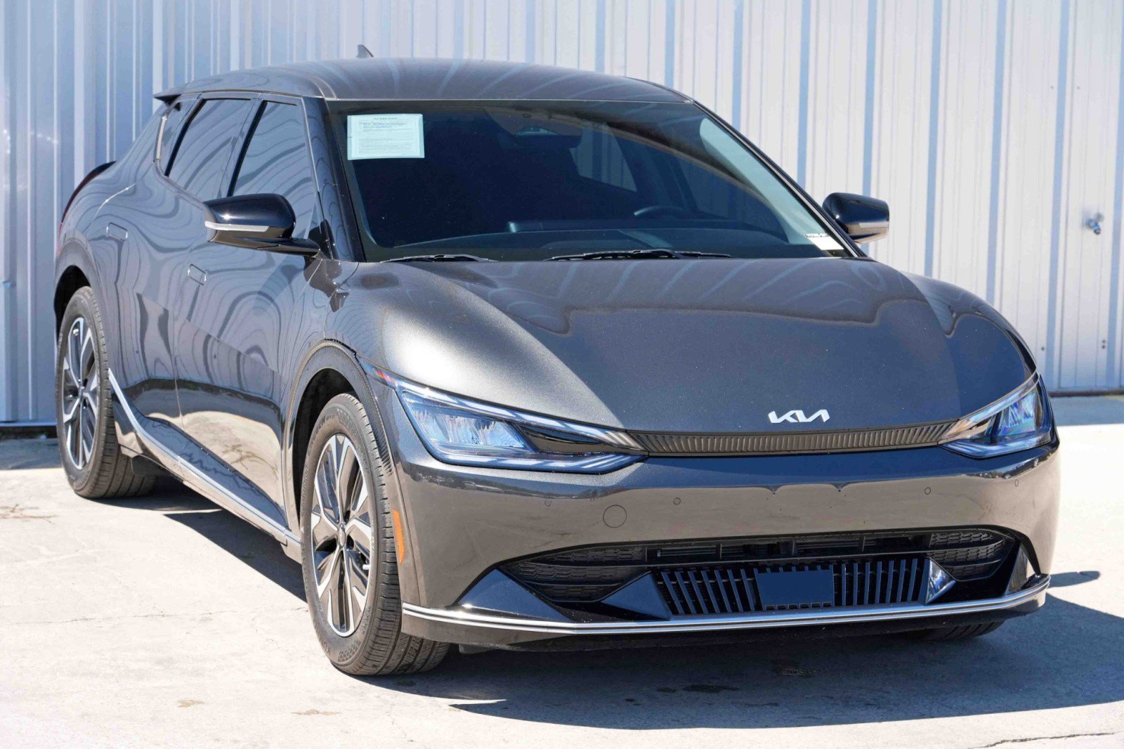 Used 2023 Kia EV6 Wind image 50