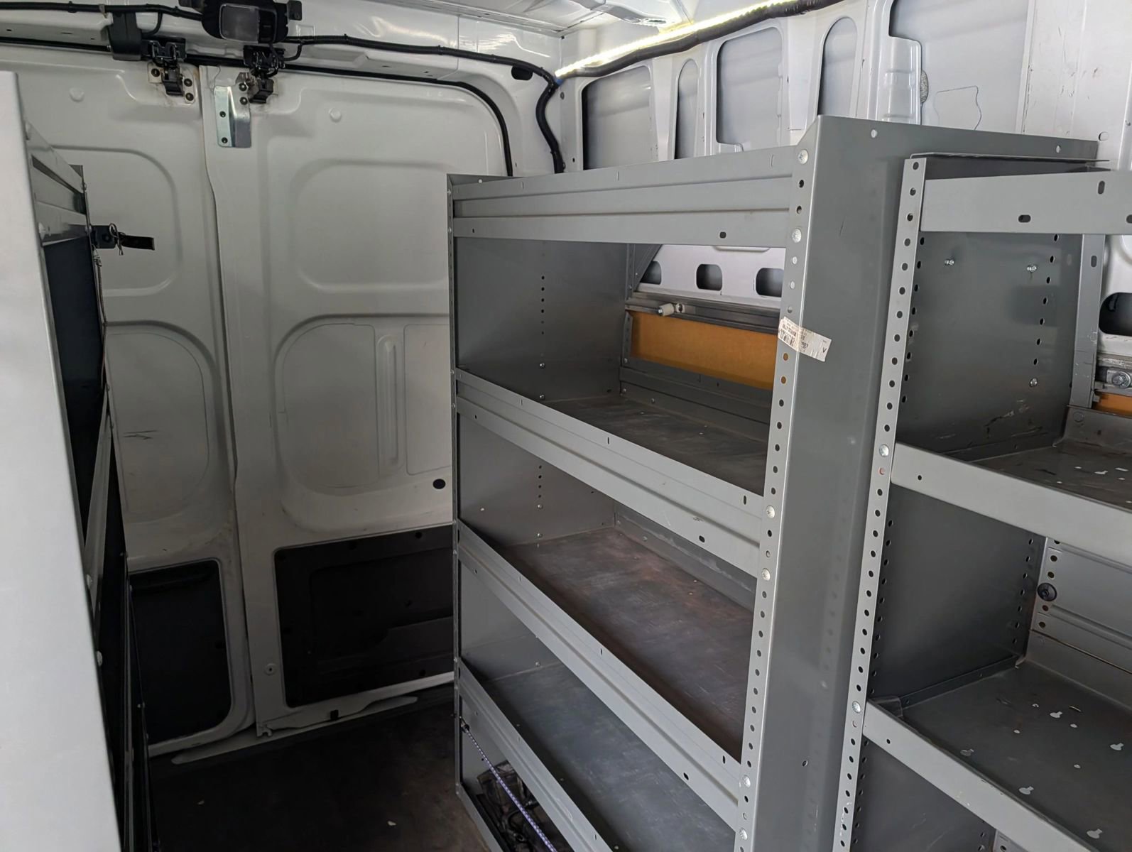 Used 2020 Nissan NV 2500 SV image 29