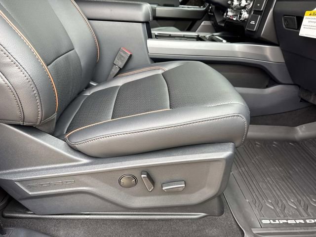 New 2026 Ford F350 Lariat w/ Black Appearance Package image 17