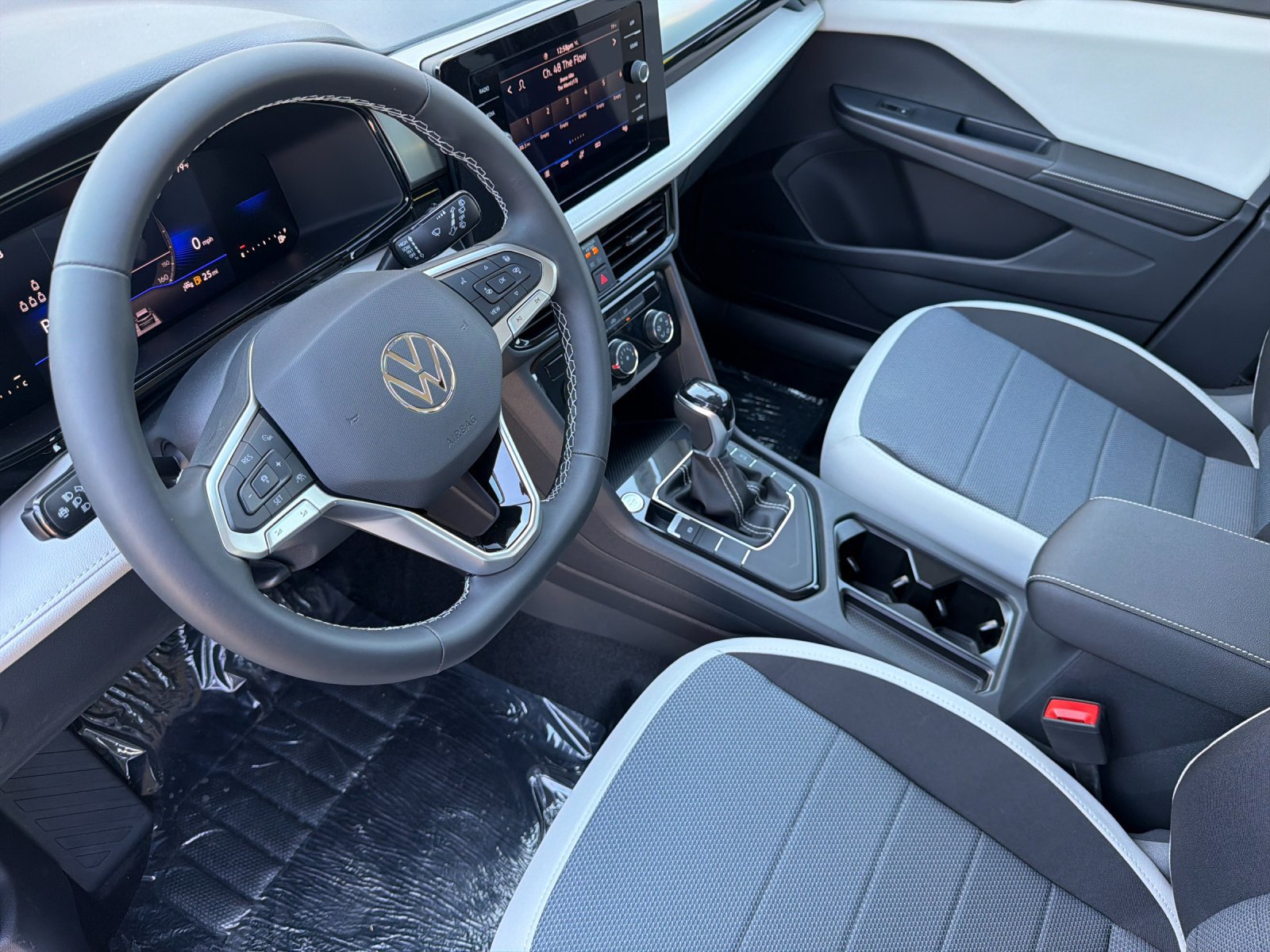 New 2027 Volkswagen Taos S FWD image 10