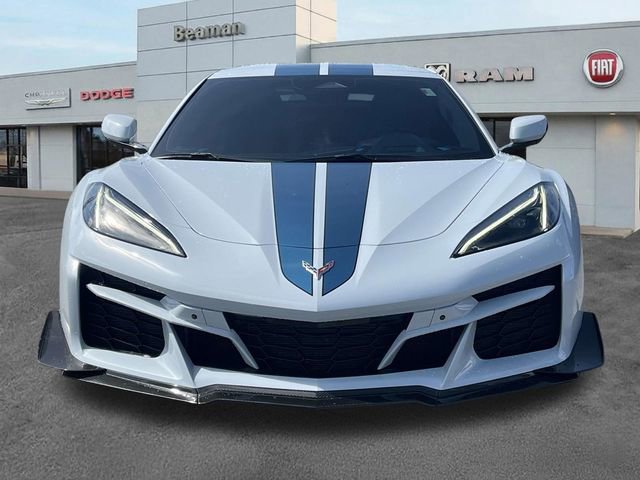 Used 2024 Chevrolet Corvette Z06 w/ Stealth Interior Trim Package RWD image 2