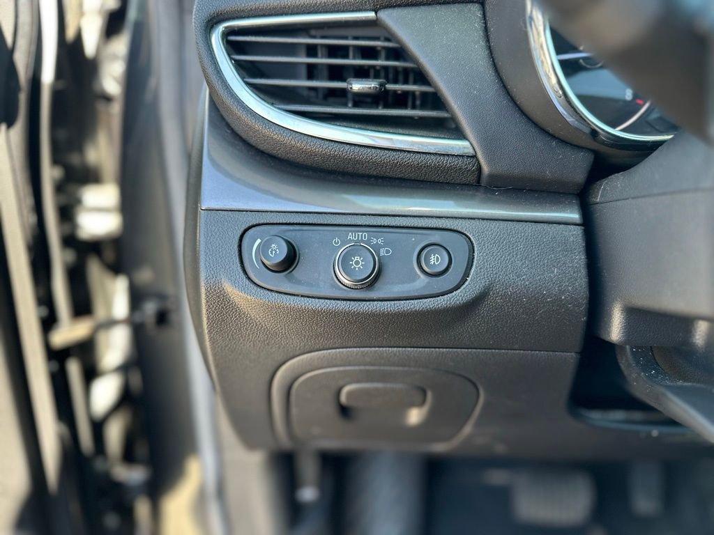 Used 2017 Buick Encore Preferred image 21