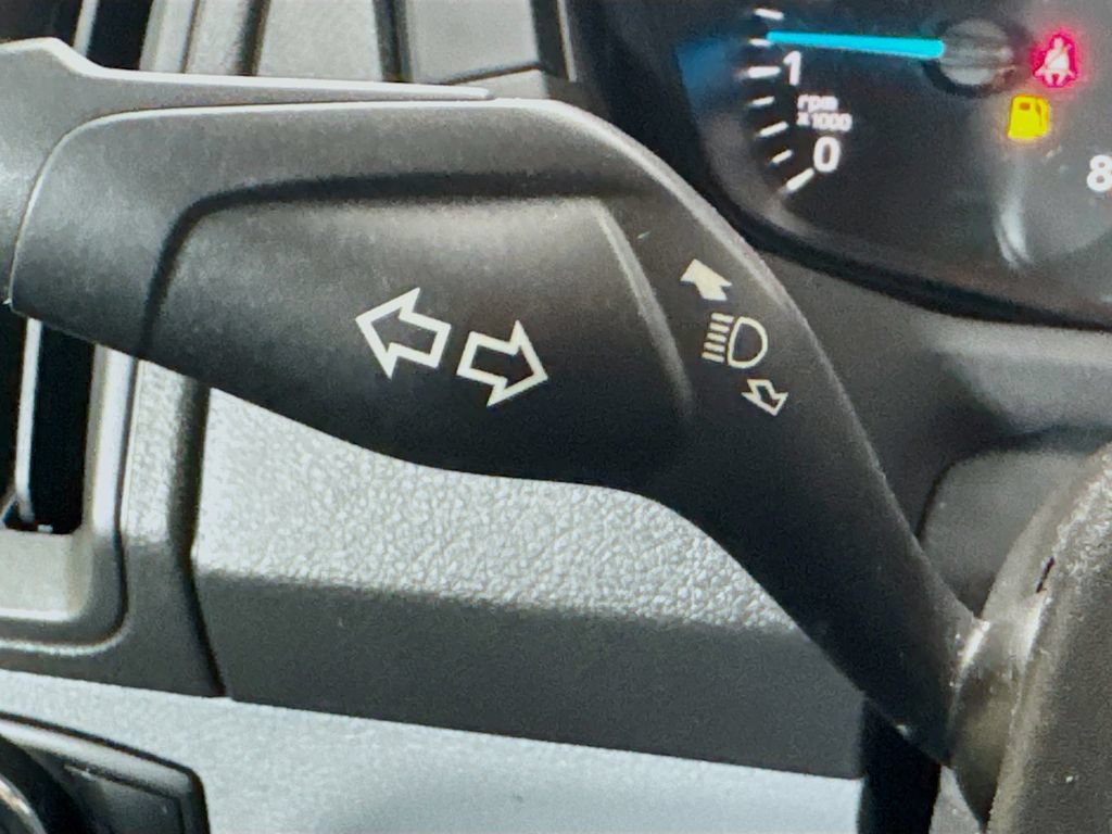 Used 2018 Ford Transit 150 XL RWD image 12