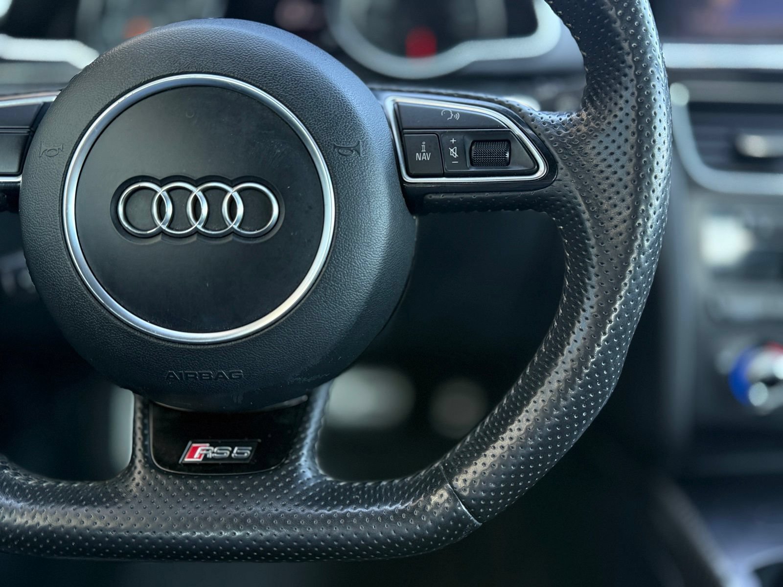 Used 2013 Audi RS 5 Cabriolet w/ Audi MMI Navigation Plus Pkg AWD/4WD image 27