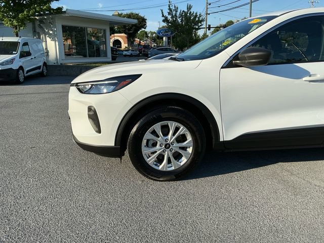 Used 2023 Ford Escape Active AWD/4WD image 9