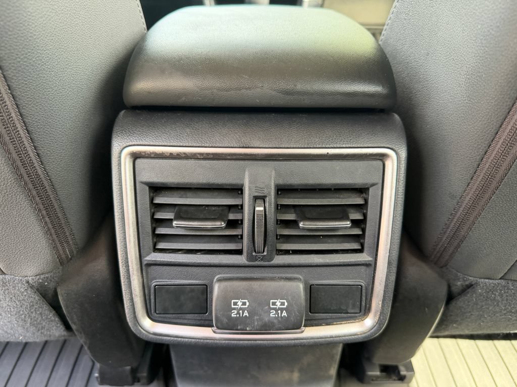 Used 2019 Subaru Forester Premium AWD/4WD image 12