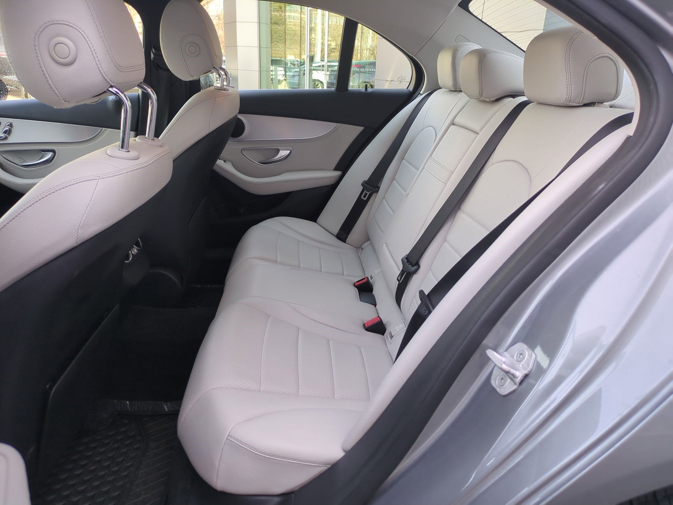 Used 2015 Mercedes-Benz C 300 4MATIC Sedan image 28