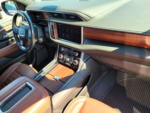Used 2023 GMC Yukon XL Denali Ultimate image 24