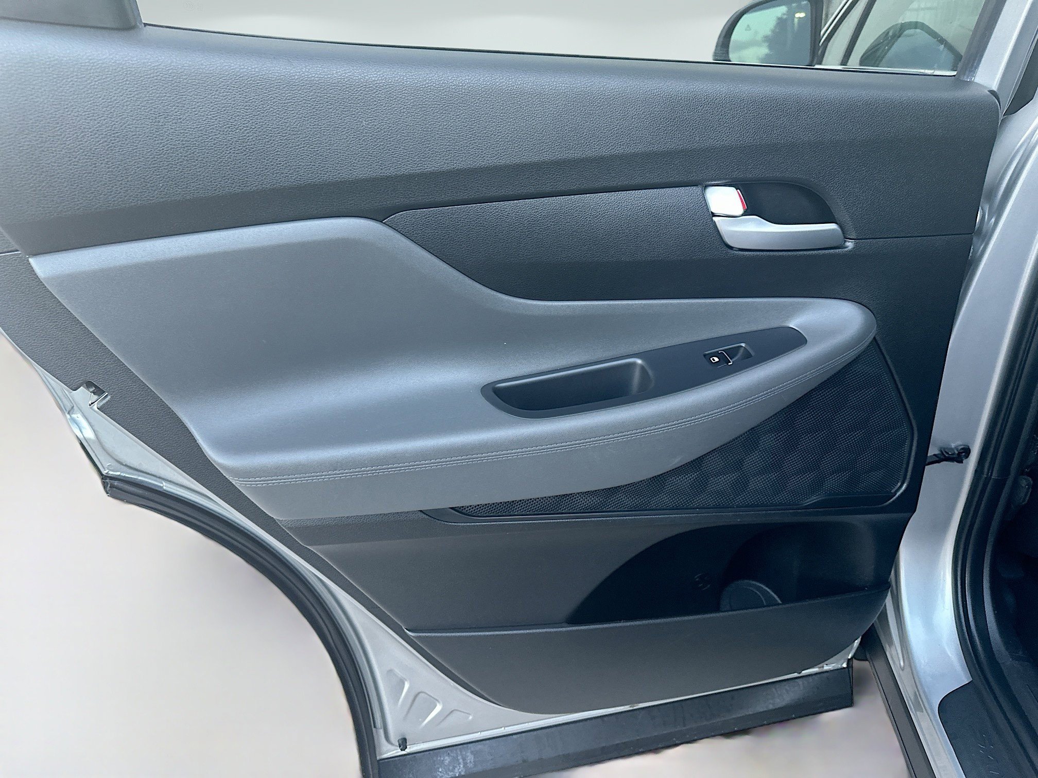 Used 2023 Hyundai Santa Fe SE image 23