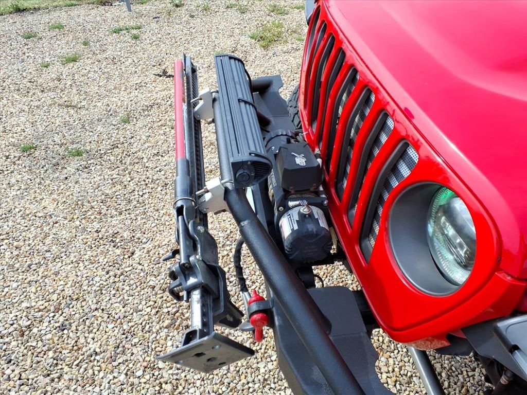 Used 2018 Jeep Wrangler Unlimited Rubicon w/ LED Lighting Group image 17