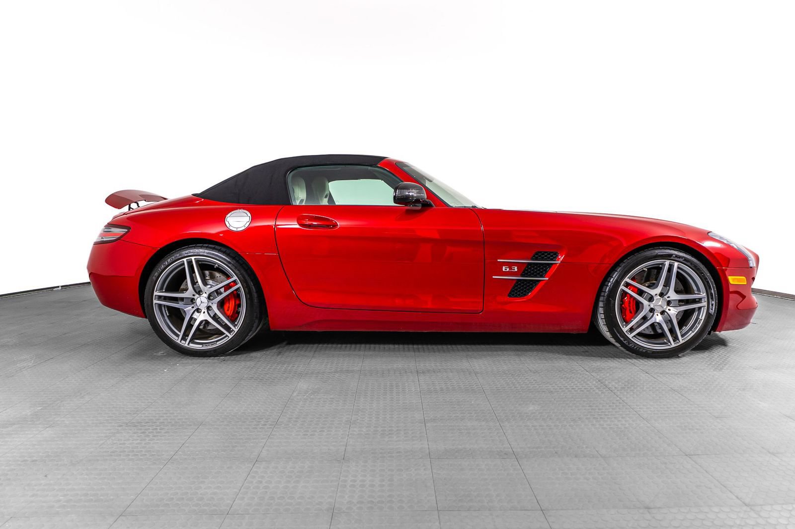 Used 2012 Mercedes-Benz SLS AMG Roadster image 56