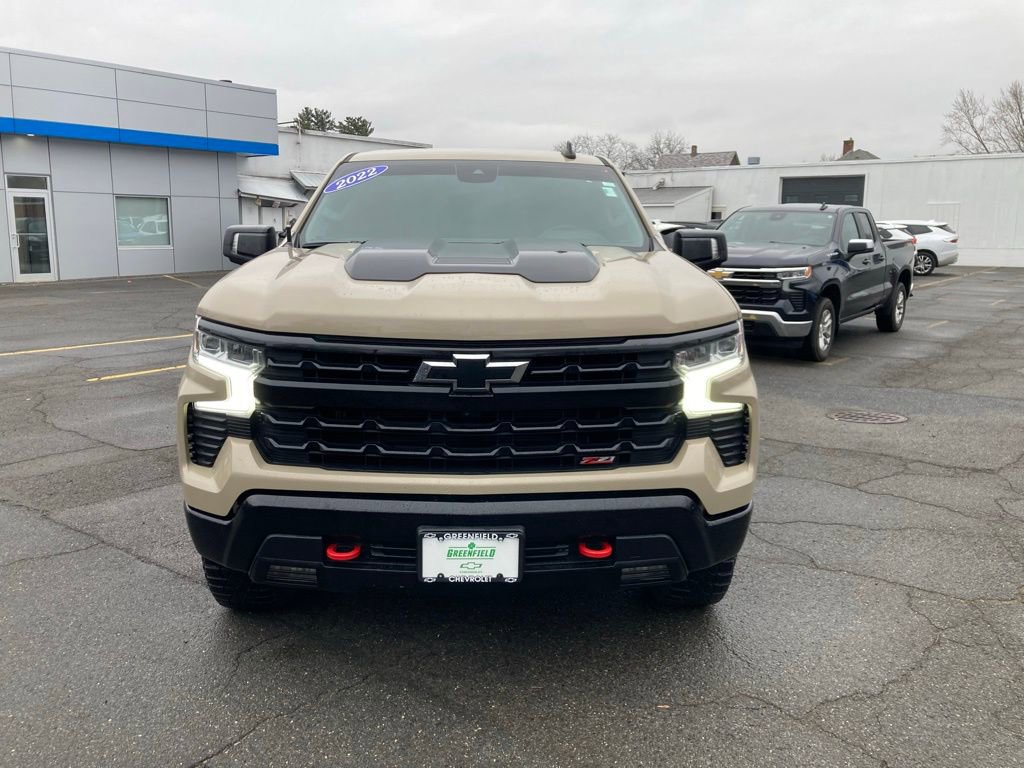 Used 2022 Chevrolet Silverado 1500 LT Trail Boss w/ LT Trail Boss Premium Package AWD/4WD image 2