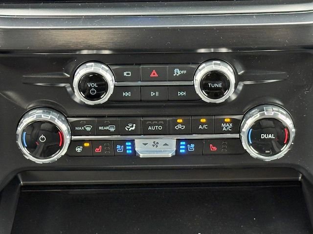 New 2026 Ford F250 Lariat image 27