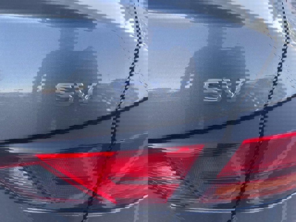 Used 2024 Nissan Altima 2.5 SV image 7