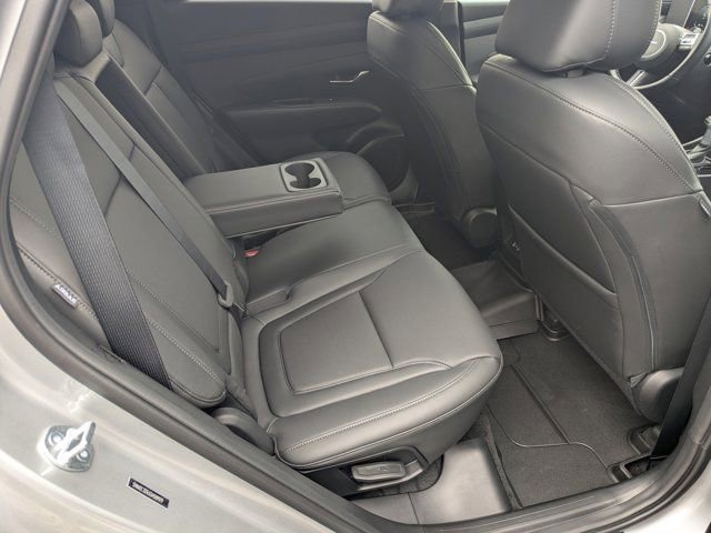 Used 2025 Hyundai Tucson SEL FWD image 14