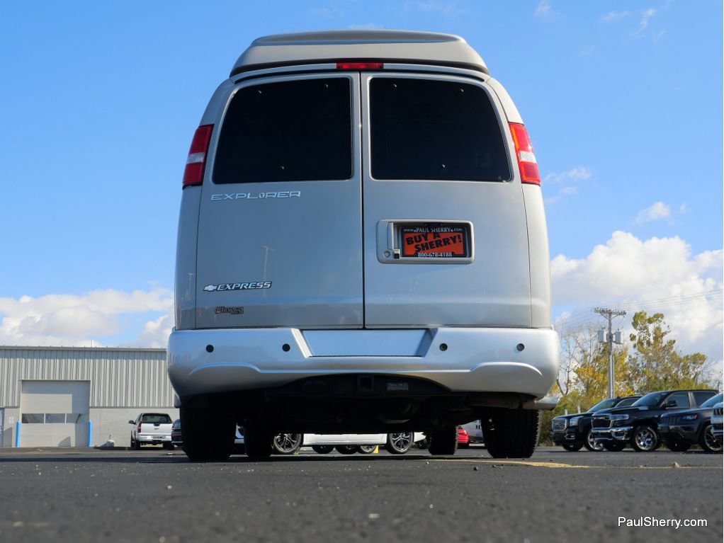 Used 2021 Chevrolet Express 2500 LS w/ Enhanced Convenience Package image 15