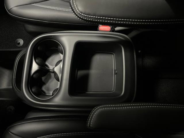 New 2026 Chrysler Pacifica Select w/ S Appearance Package image 19