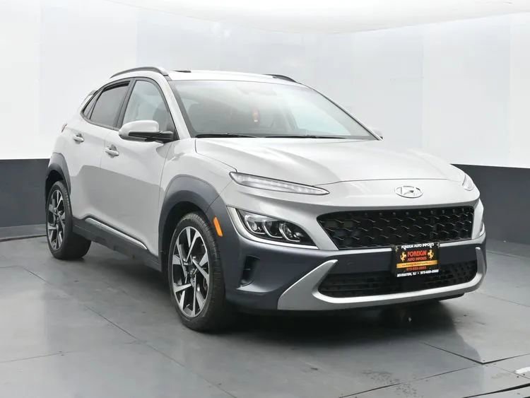 Used 2022 Hyundai Kona Limited w/ Cargo Package image 2