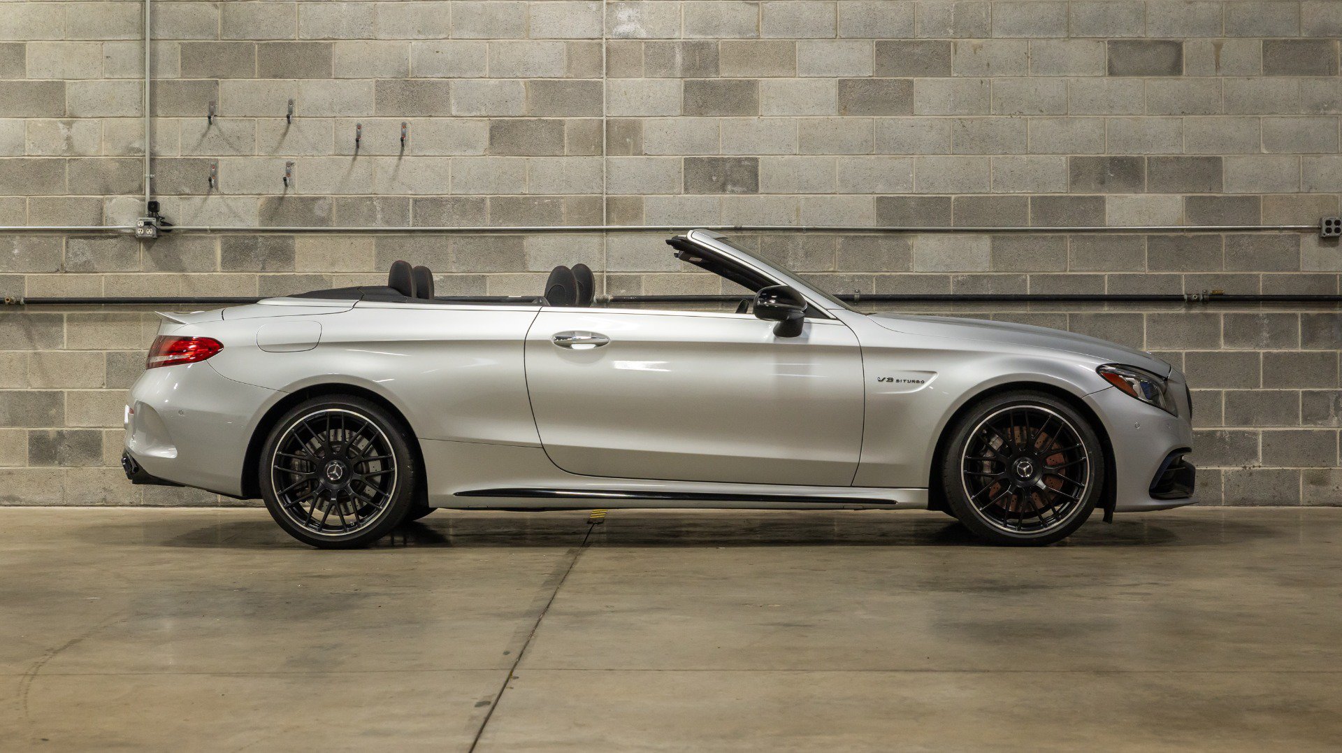 Used 2020 Mercedes-Benz C 63 AMG Cabriolet image 10