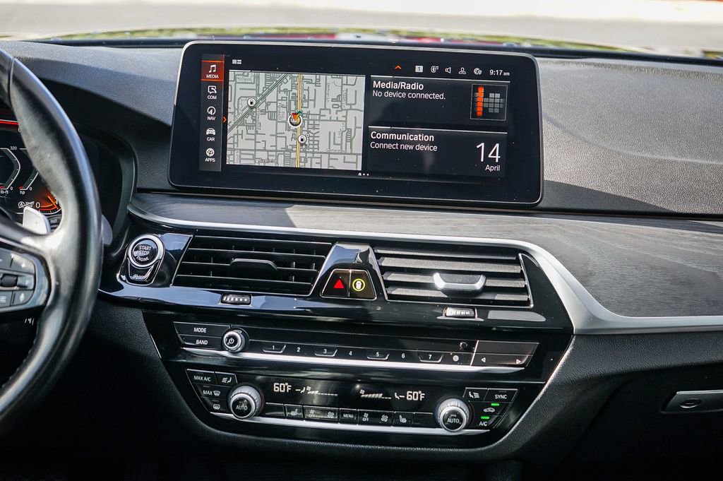 Used 2022 BMW 530i w/ Convenience Package image 15