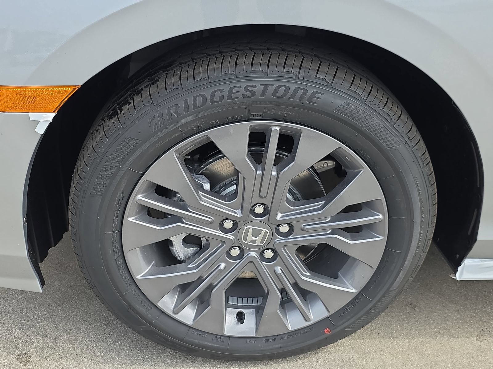 New 2026 Honda Odyssey Touring image 32