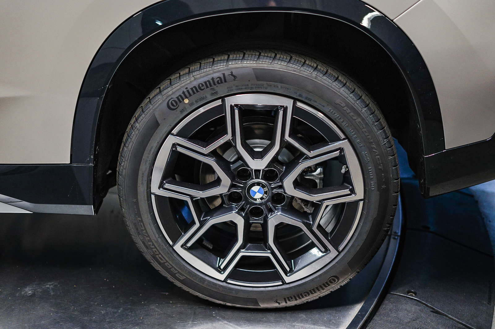 New 2026 BMW X1 xDrive28i image 8