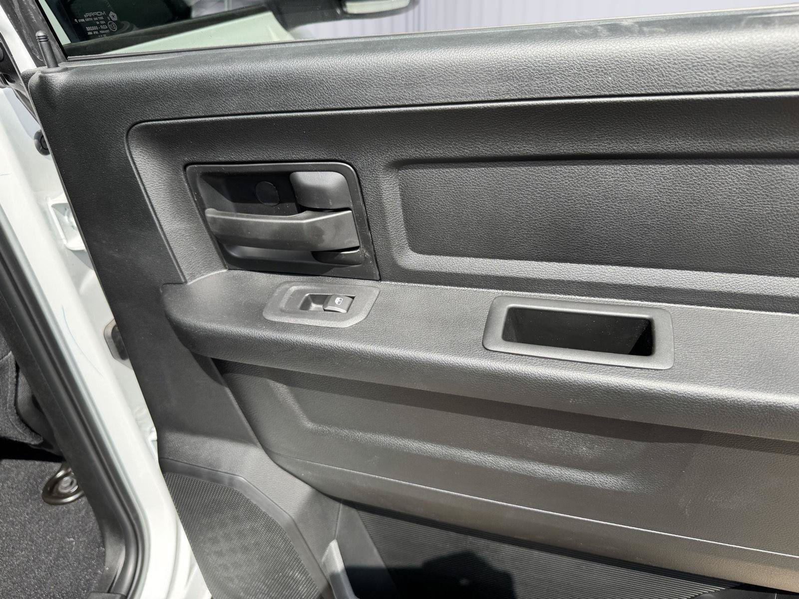 New 2026 RAM 3500 Tradesman AWD/4WD image 26