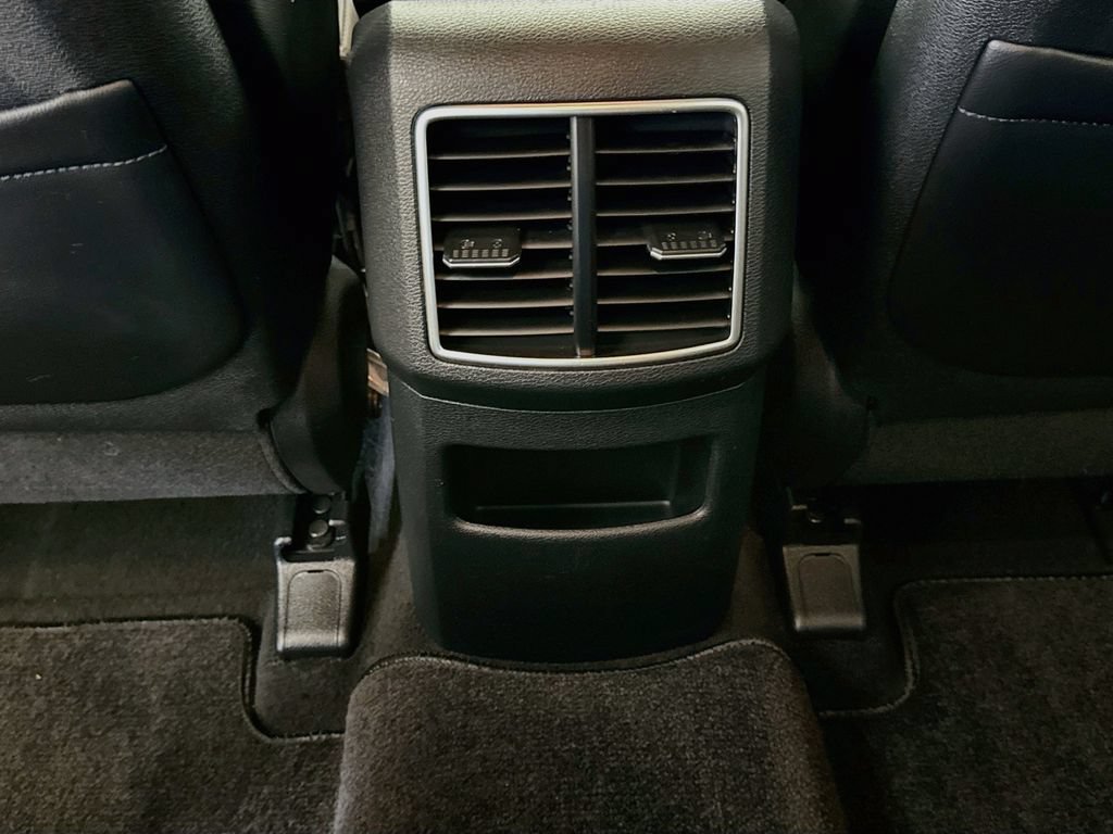 Used 2024 Kia Sportage EX FWD image 26