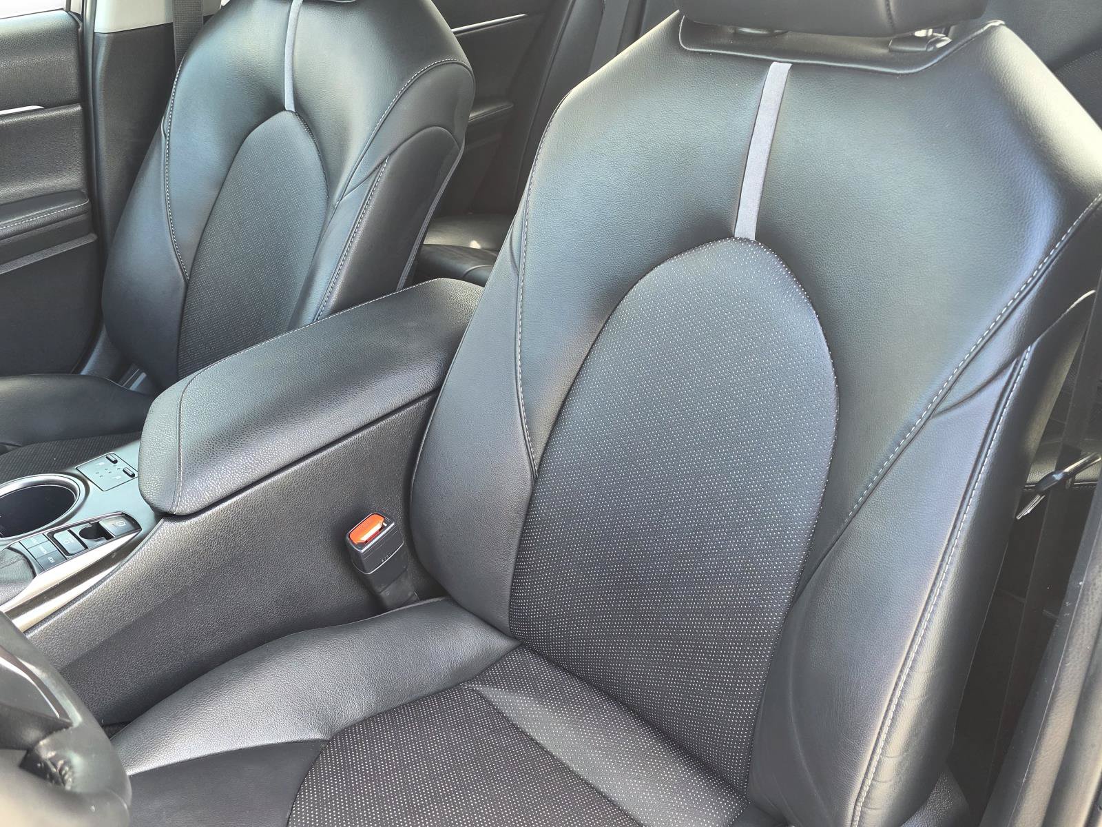 Used 2024 Toyota Camry XSE FWD image 12