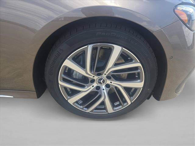 New 2026 Mercedes-Benz E 450 4MATIC Sedan image 8