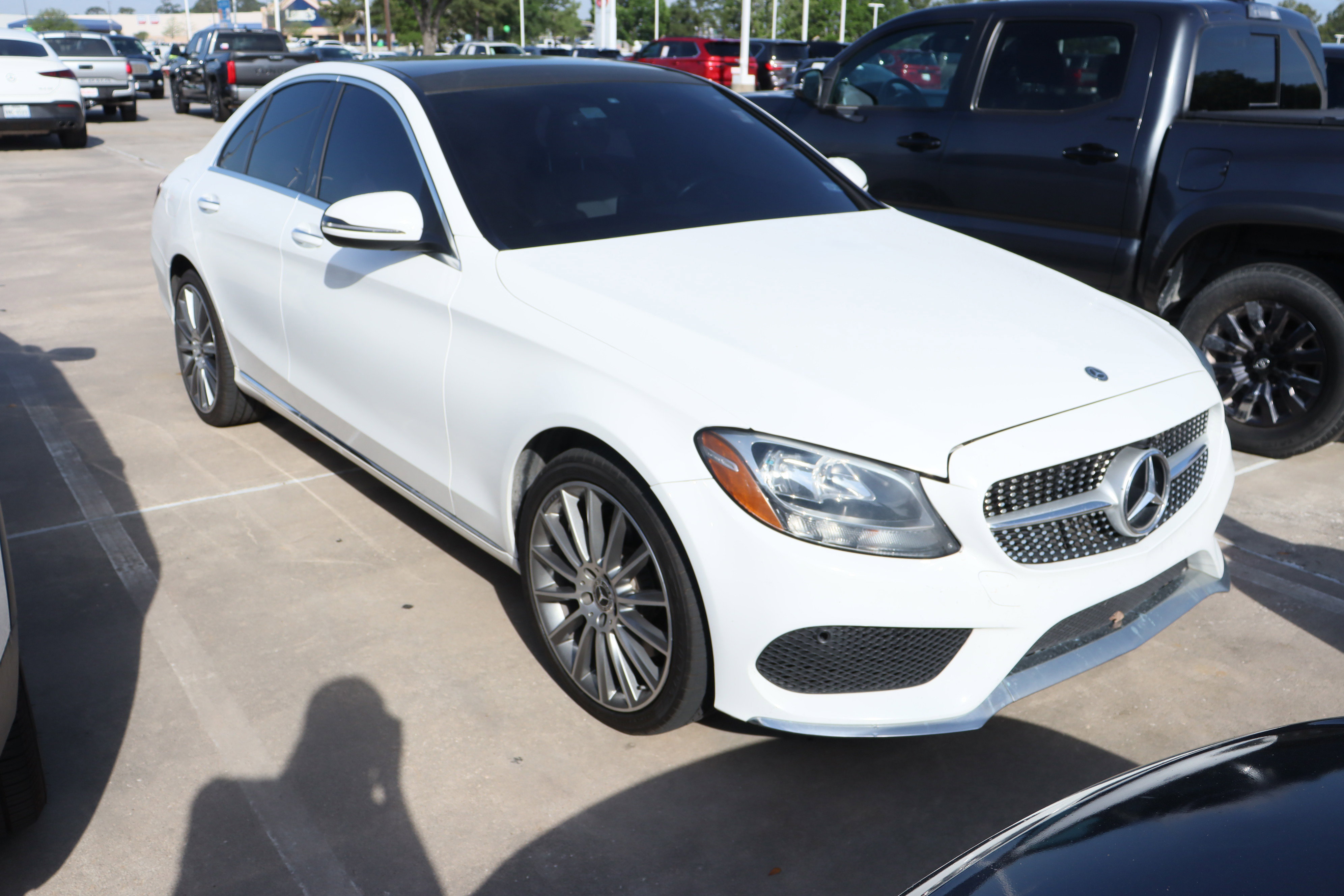 Used 2018 Mercedes-Benz C 300 4MATIC Sedan image 2