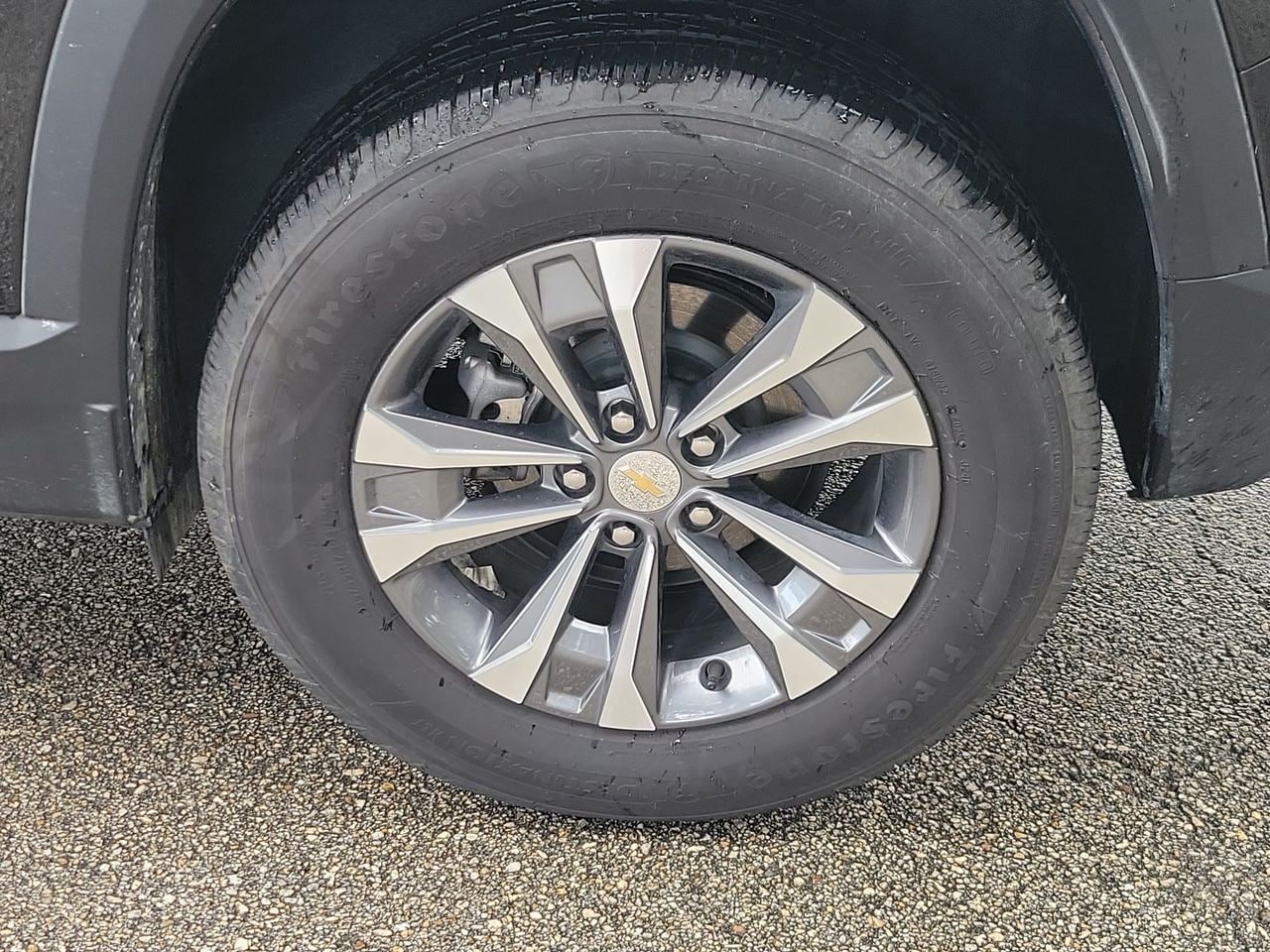 Used 2026 Chevrolet Equinox LT FWD image 5
