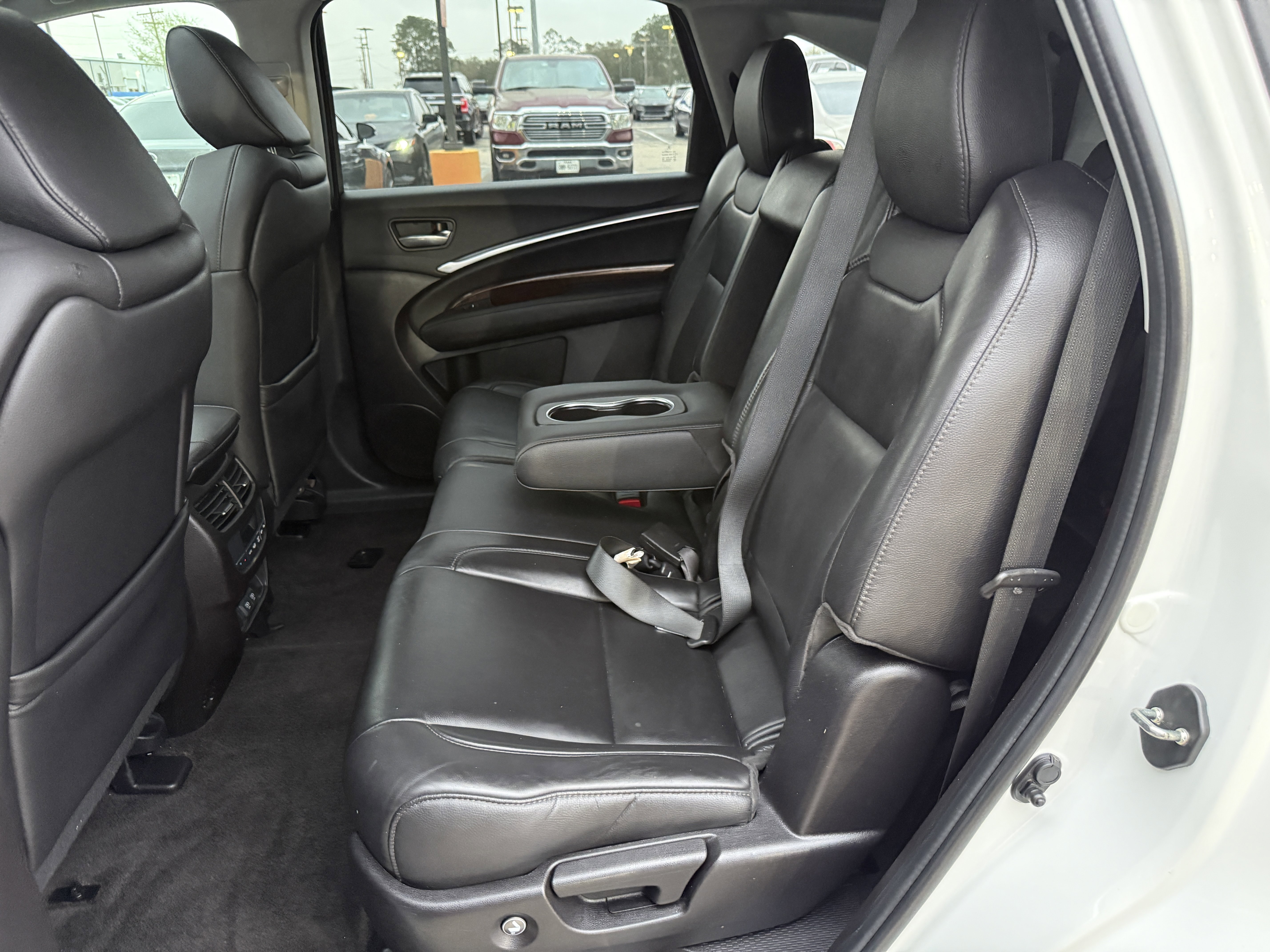 Used 2019 Acura MDX FWD image 32