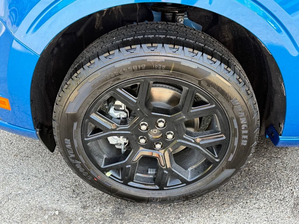 New 2026 Ford Maverick Lobo AWD/4WD image 6