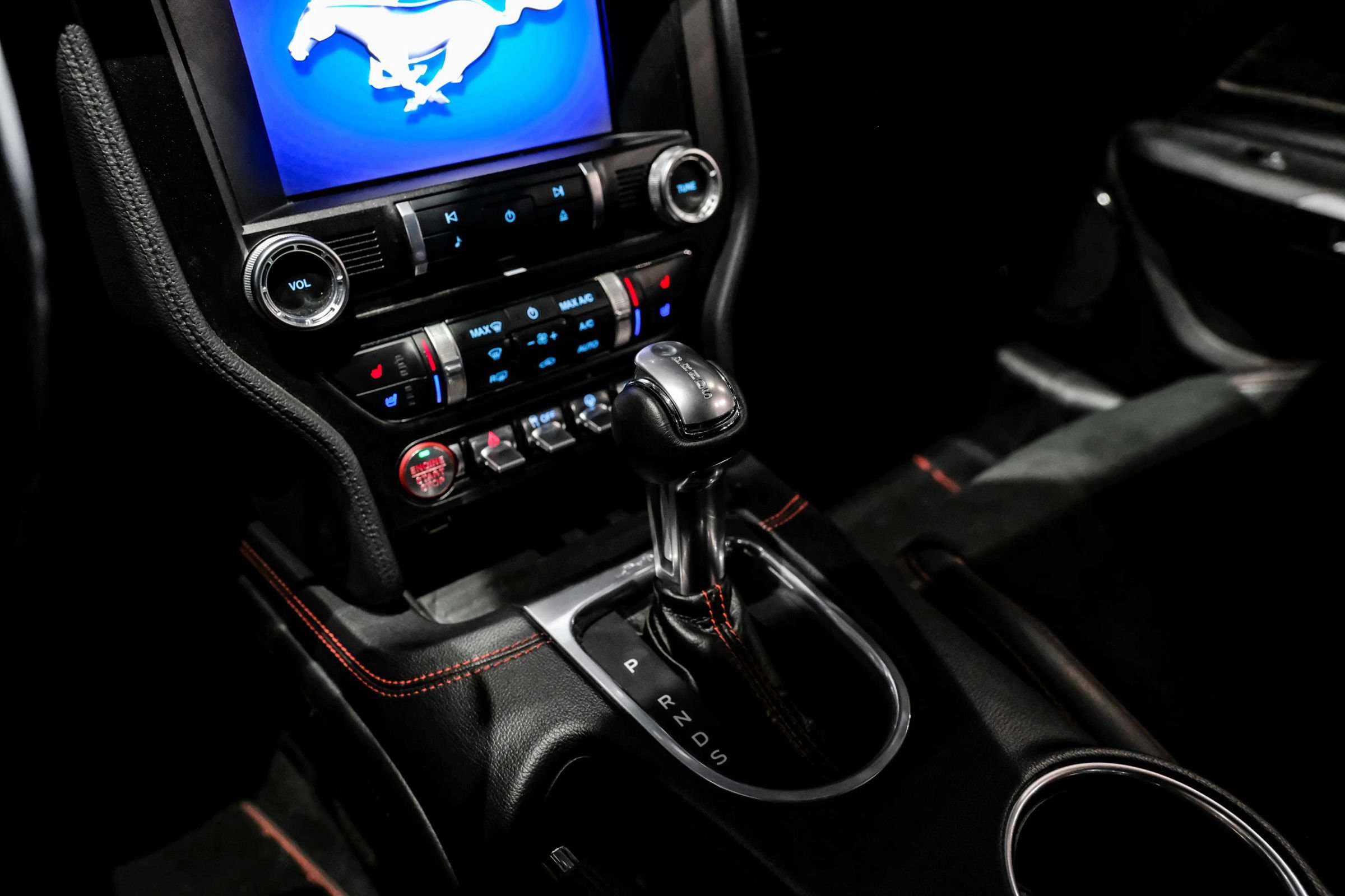 Used 2022 Ford Mustang GT Premium w/ Equipment Group 401A RWD image 19