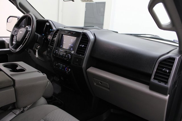 Certified 2019 Ford F150 XLT w/ Trailer Tow Package AWD/4WD image 4