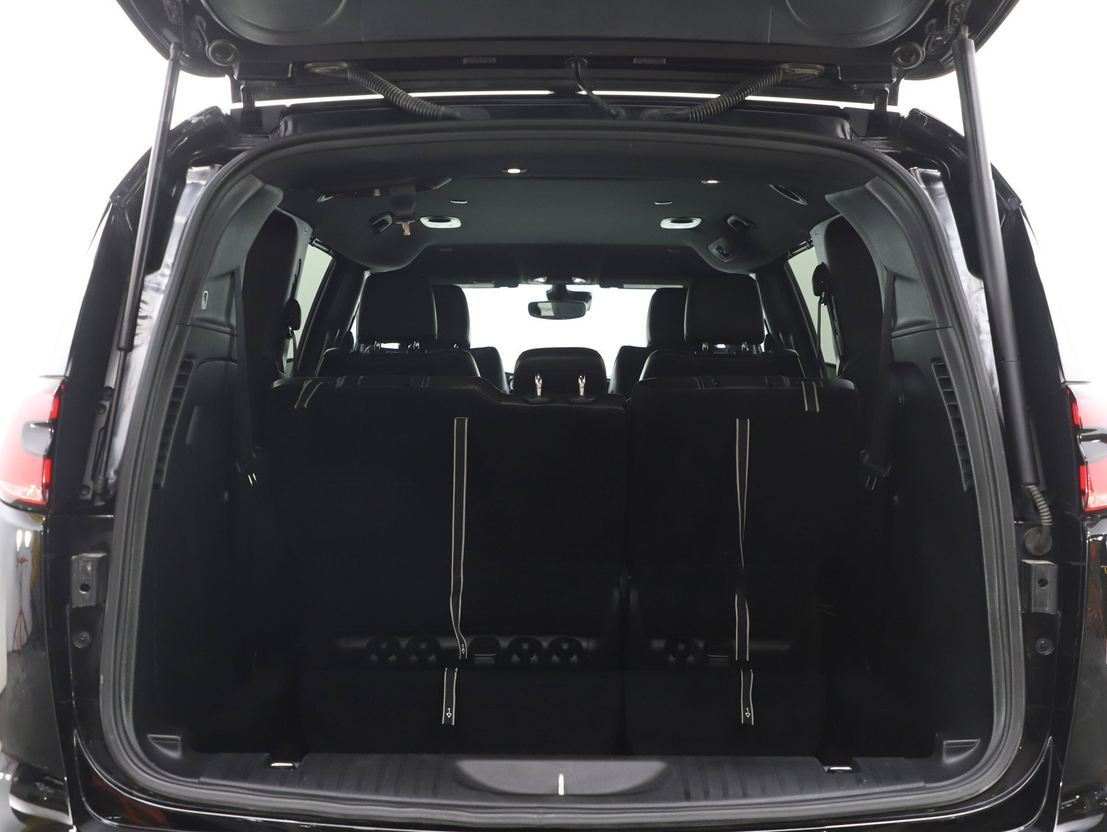 Used 2025 Chrysler Pacifica Select FWD image 19