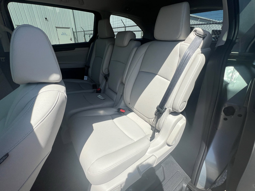 New 2026 Honda Odyssey EX-L image 16