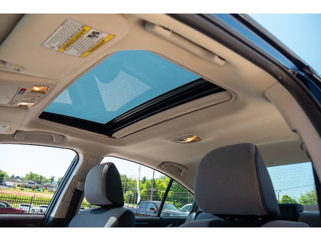 Used 2019 Subaru Legacy 2.5i Sport AWD/4WD image 9