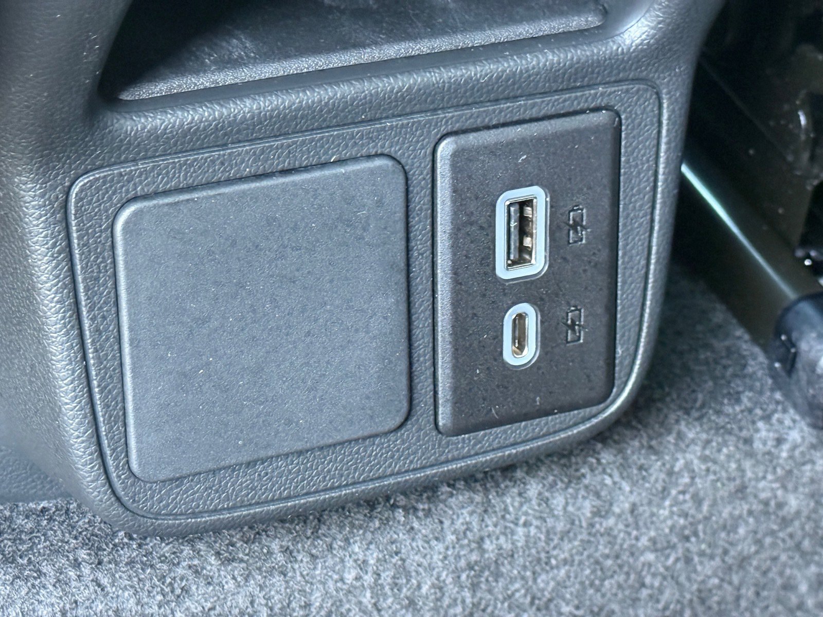 Used 2023 Buick Encore GX Select w/ Safety Package II image 23