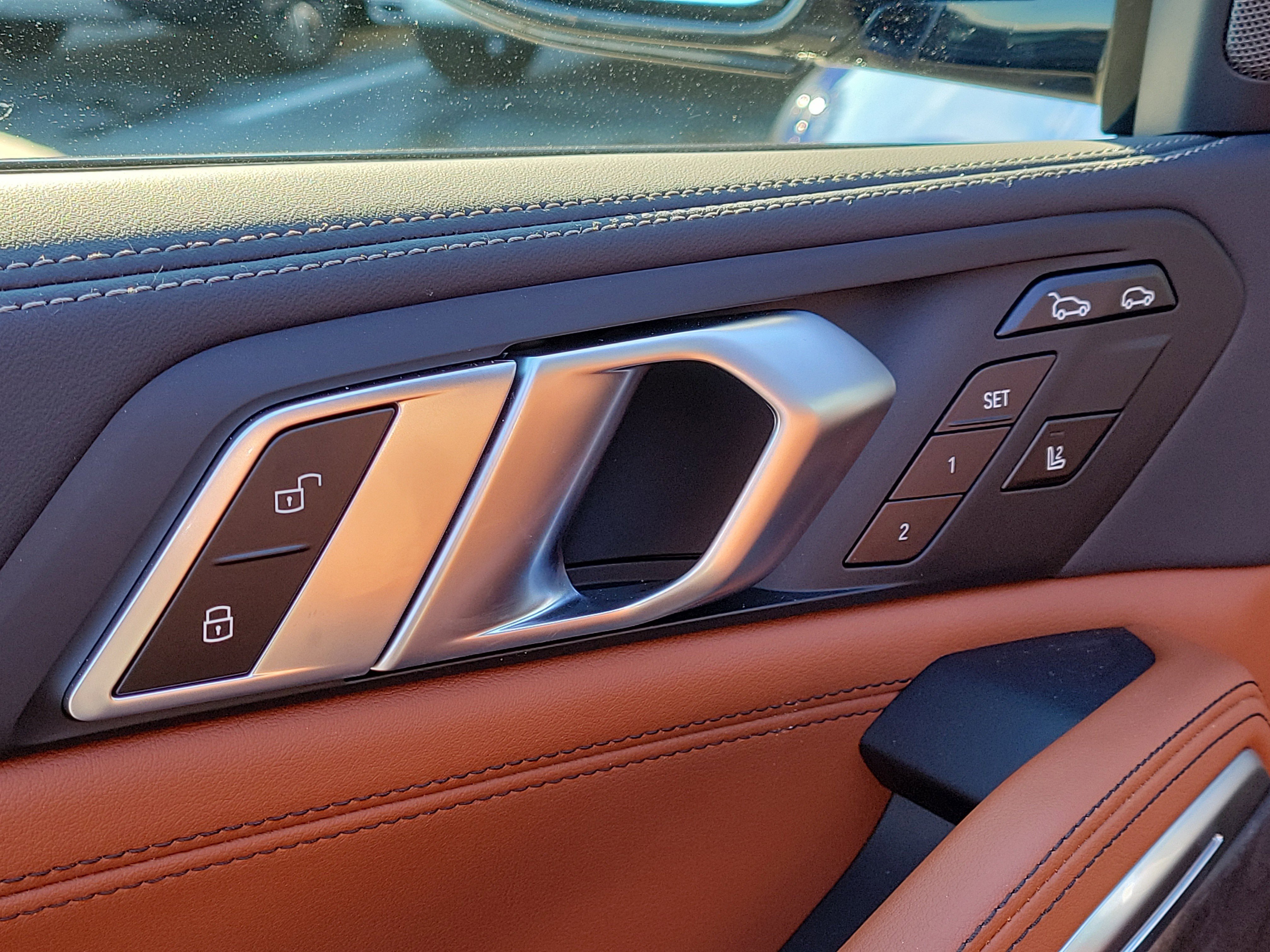 New 2026 BMW X6 xDrive40i w/ Executive Package image 15