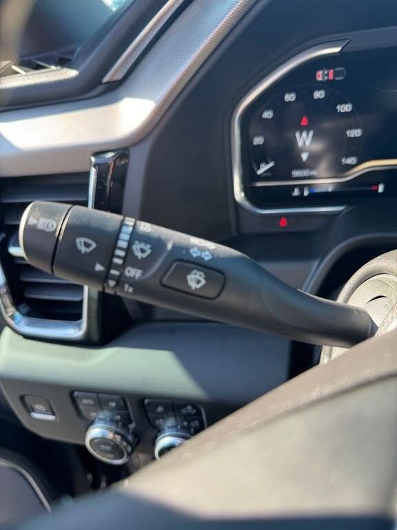 Used 2025 GMC Sierra 3500 Denali image 39