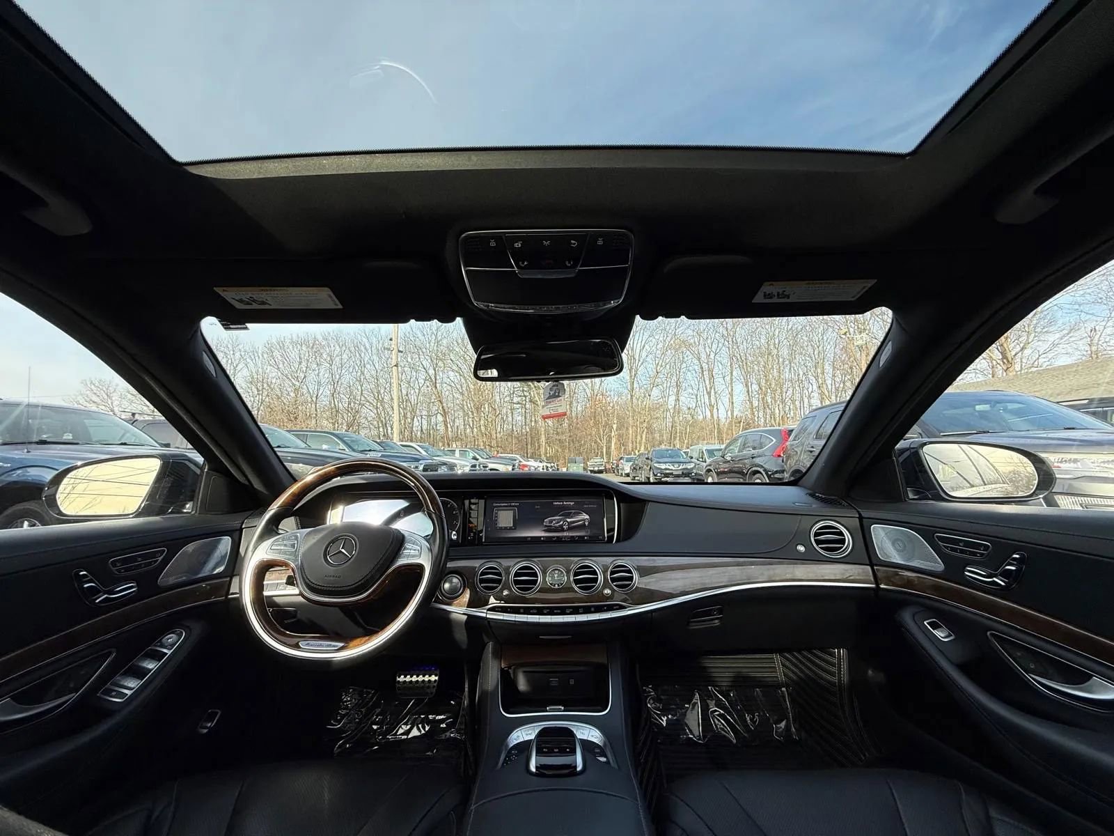 Used 2015 Mercedes-Benz S 550 4MATIC Sedan image 11