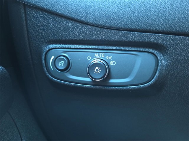 Used 2023 Chevrolet Equinox LT image 25