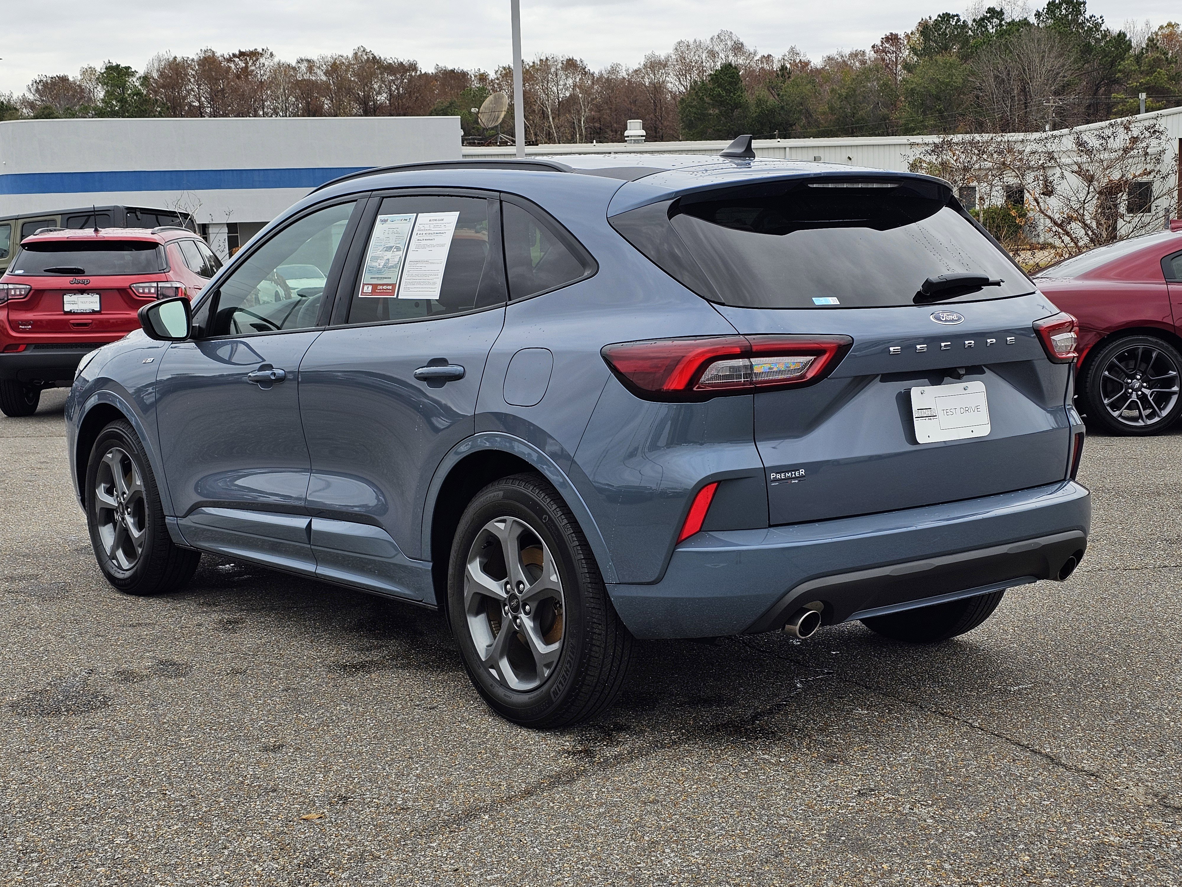 Used 2024 Ford Escape ST-Line image 12